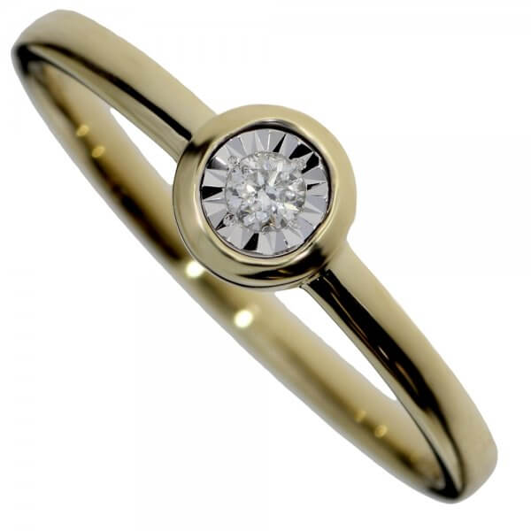 Zásnubný prsteň zo žltého zlata s briliantom.